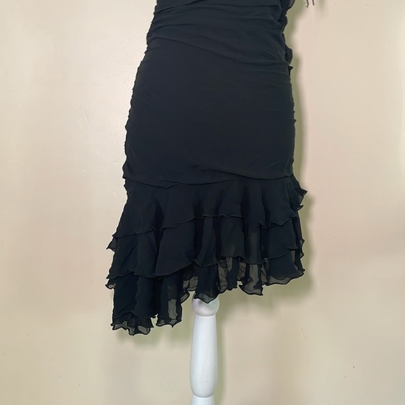 Express Ruffle Silk One-Shoulder Midi Dress - Picture 4 of 7